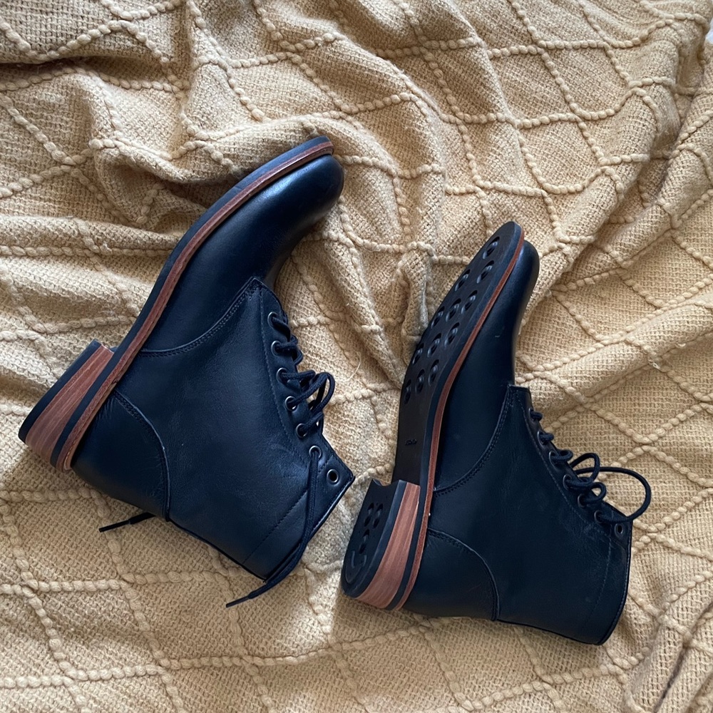 Nisolo amalia boot